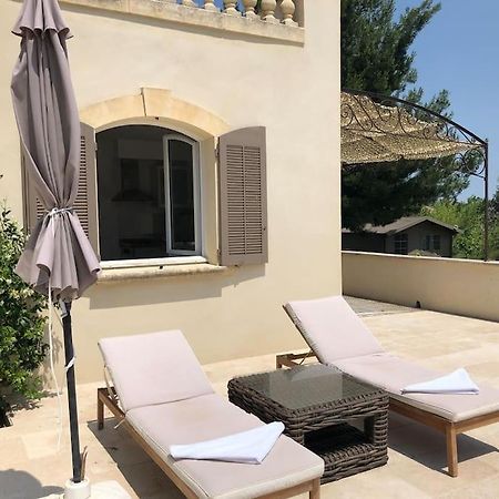 Appartement Dans Bastide A Saint Remy De Provence Exterior foto