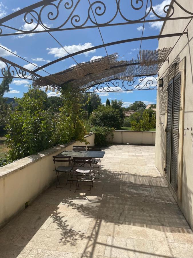 Appartement Dans Bastide A Saint Remy De Provence Exterior foto